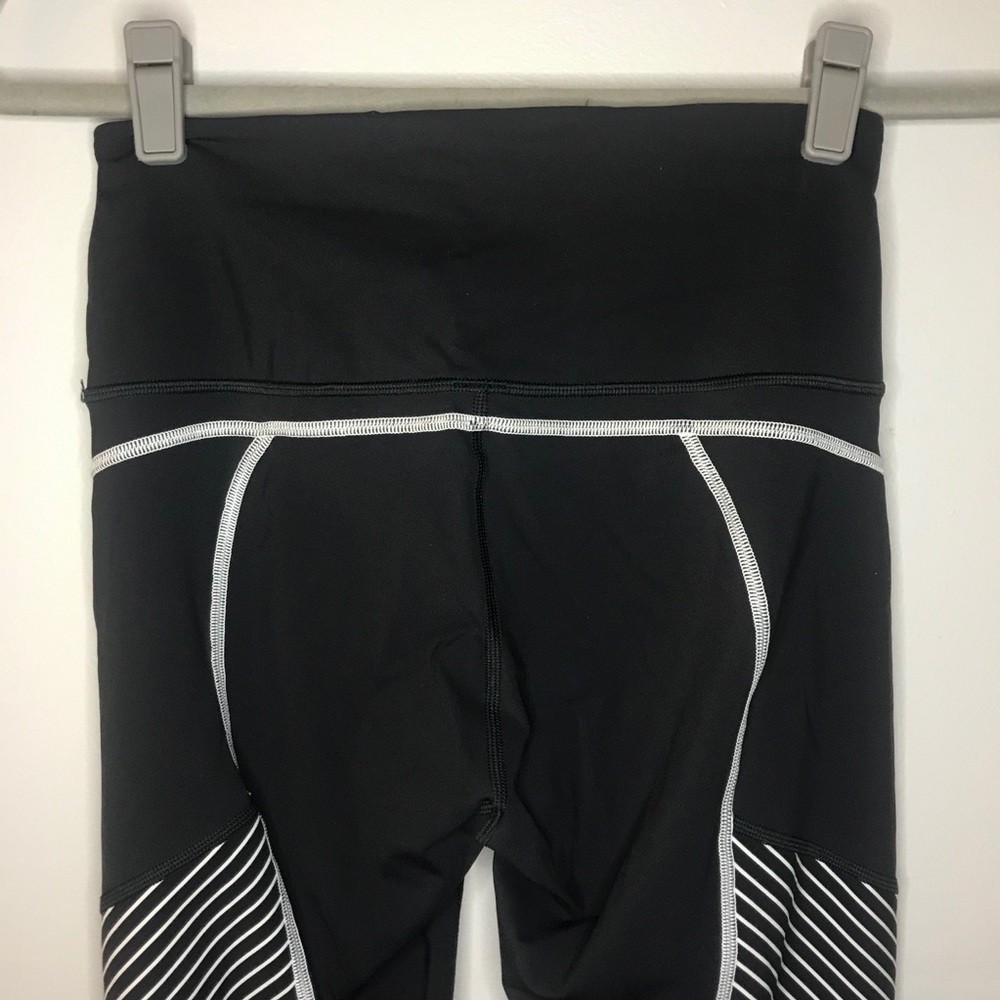 Lululemon x SoulCycle yoga workout pants - Picture 5 of 6
